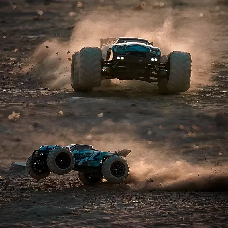 1:16 4WD High-Speed RC Car – 70KM/H Monster Drift Truck