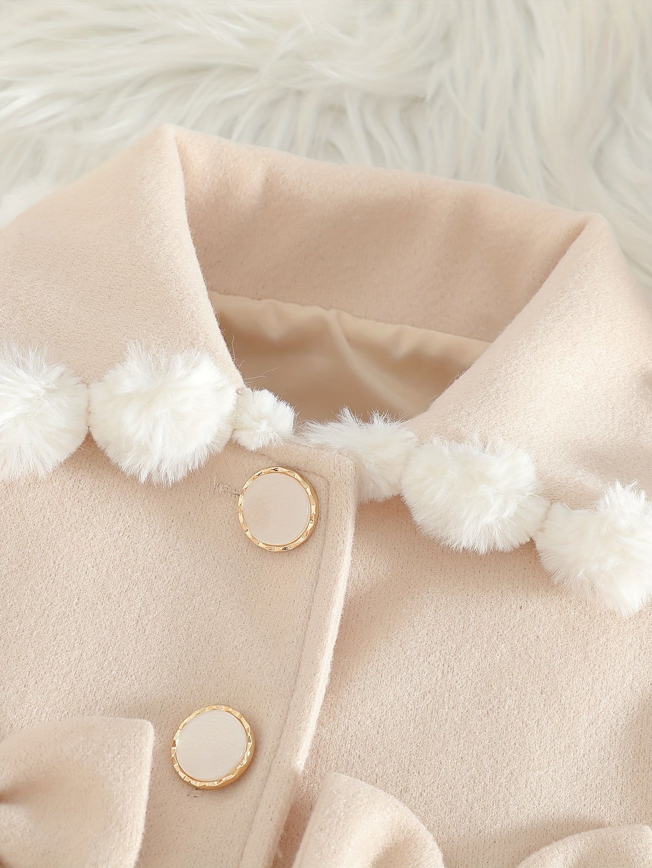 Girls’ Christmas Coat – Big Button, Z-Pleats 2025