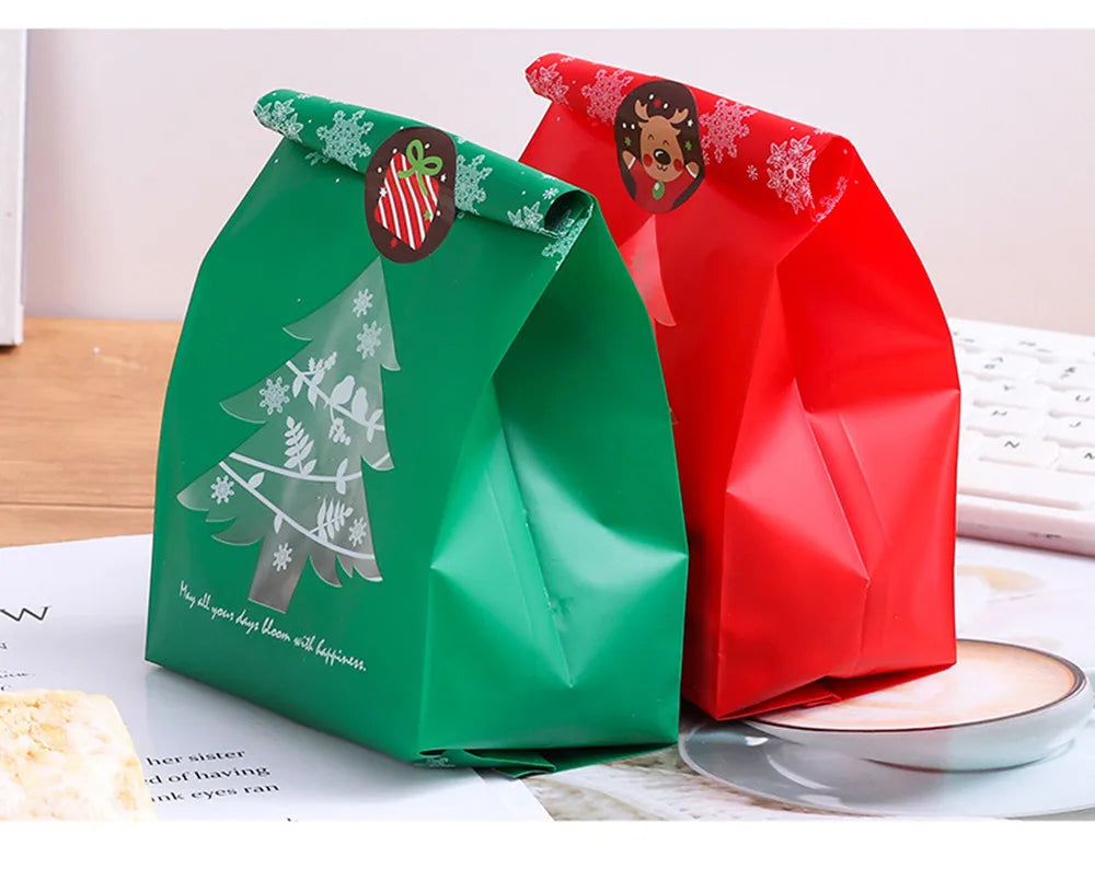 50/100pcs Snowflake Christmas Gift Bags – Festive Candy Boxes & Packaging for Xmas