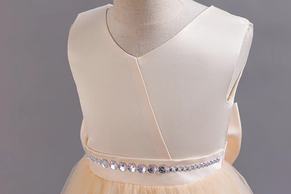 Long Formal Dress for Girls’ Special Occasions