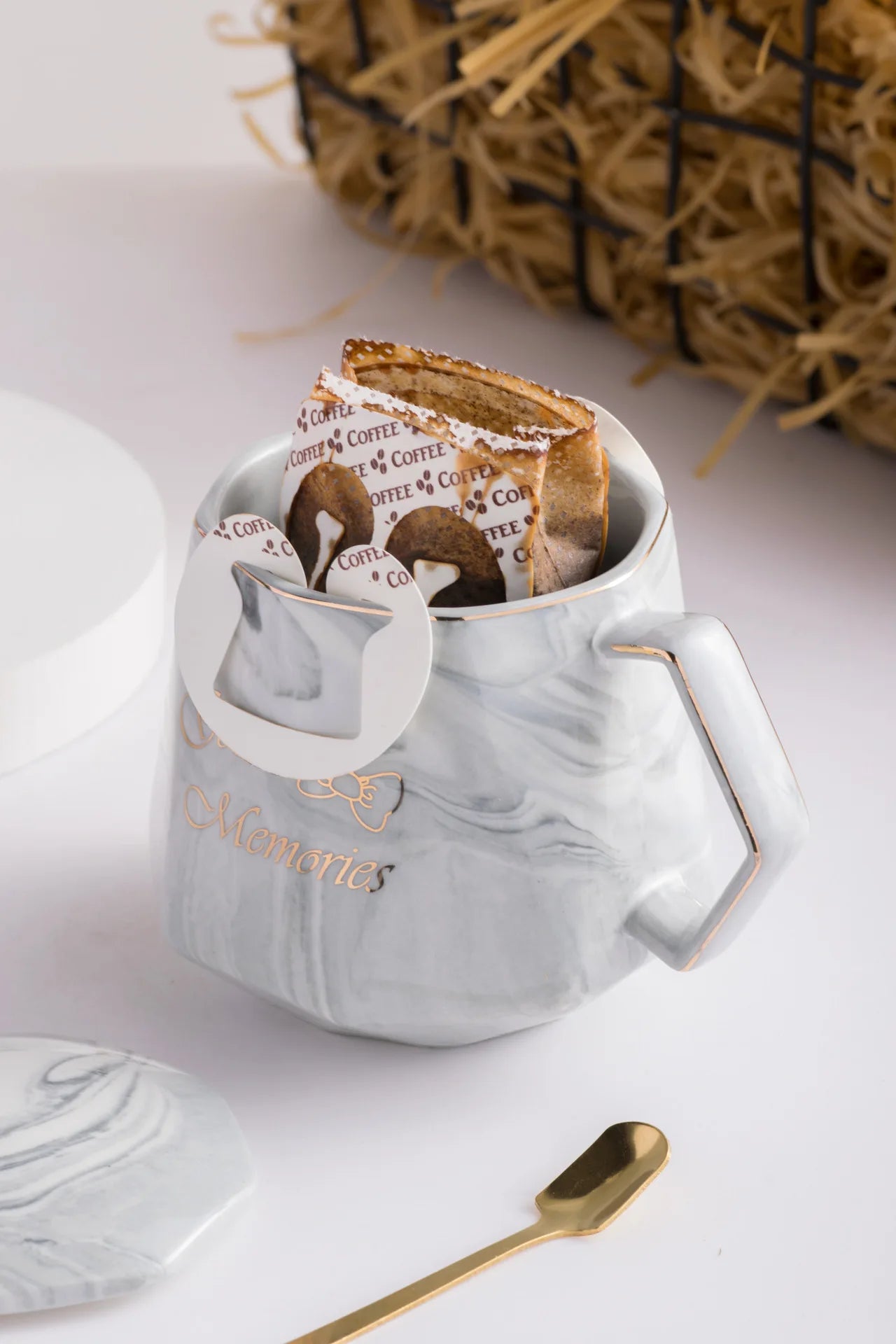 Elegant Marbled Diamond Ceramic Mug Set - Perfect Wedding Souvenir