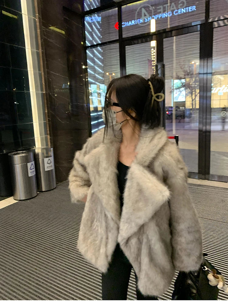Luxury Fluffy Faux Fox Fur Jacket – Casual & Cozy