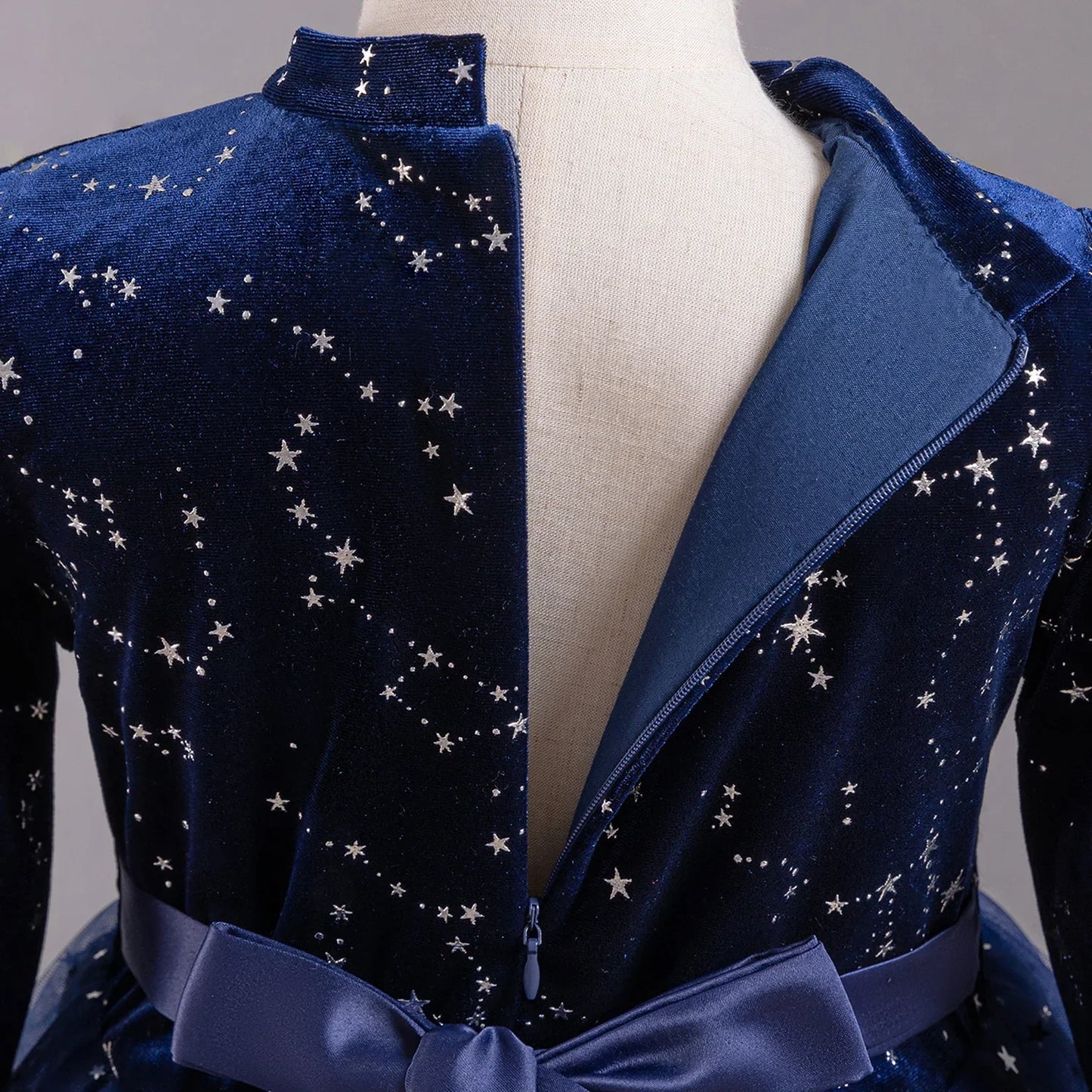 Girls Elegant Lace Wedding & Party Princess Dress