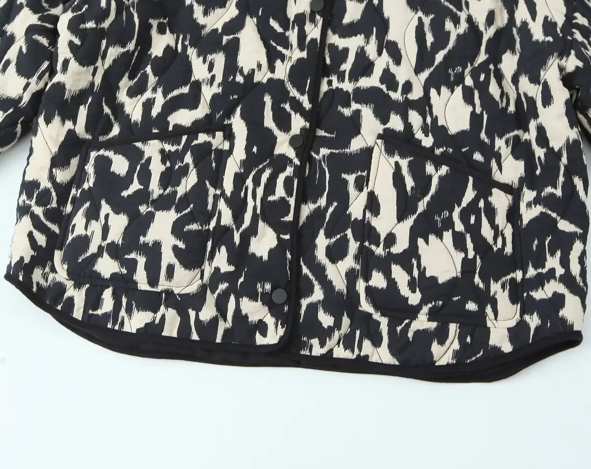 Commuter Style Cotton Jacket – Animal Print & Long Sleeve