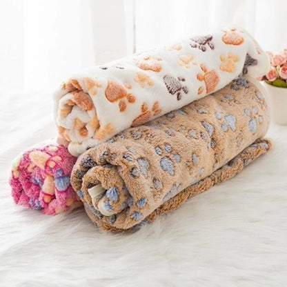 Soft & Fluffy Pet Blanket – Cute Cartoon Design for Cats & Dogs