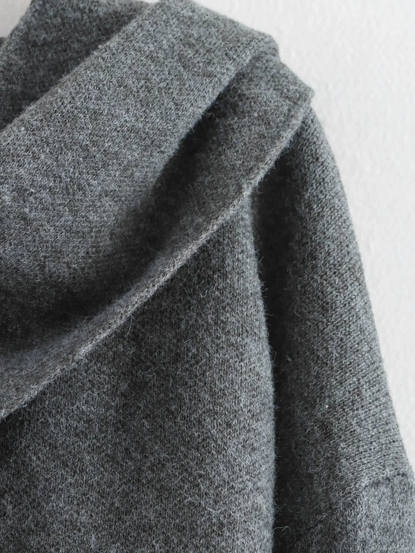 Autumn Chic: Knit Scarf Jacket for Women