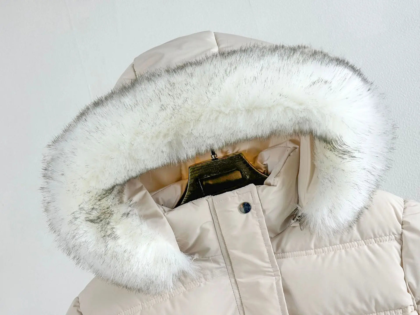 Girls’ Hooded Winter Jacket – Long Style, Warm & Fashionable