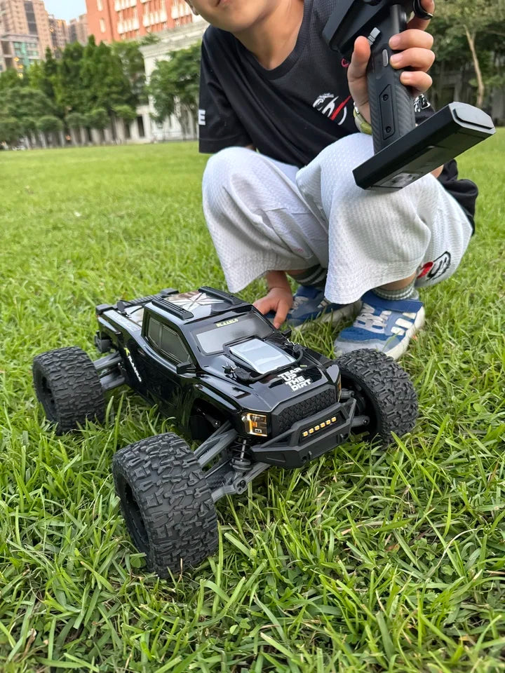 1:10 RC Off-Road Car – LLL Terminator Brushless 4WD Electric Toy