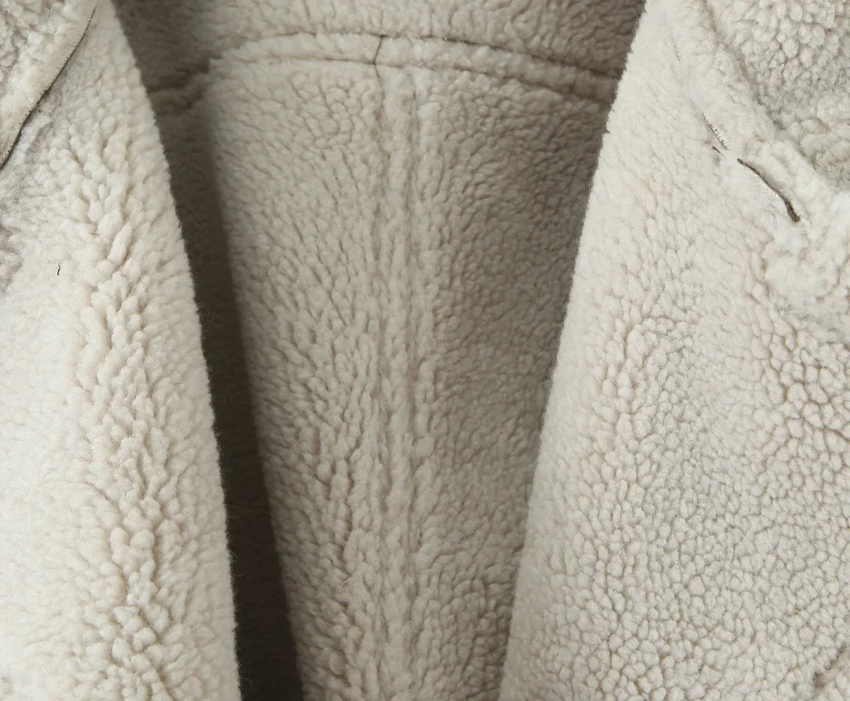 Cozy Chic: Fleece-Lined Fur Jacket for Autumn/Winter