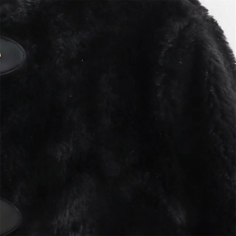 Winter Classic: Women's Round Neck Outerwear