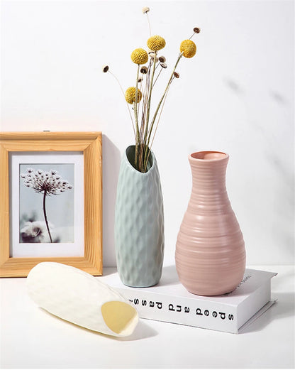 Chic Nordic Plastic Vase: Sleek Flower Pot for Modern Home Decor