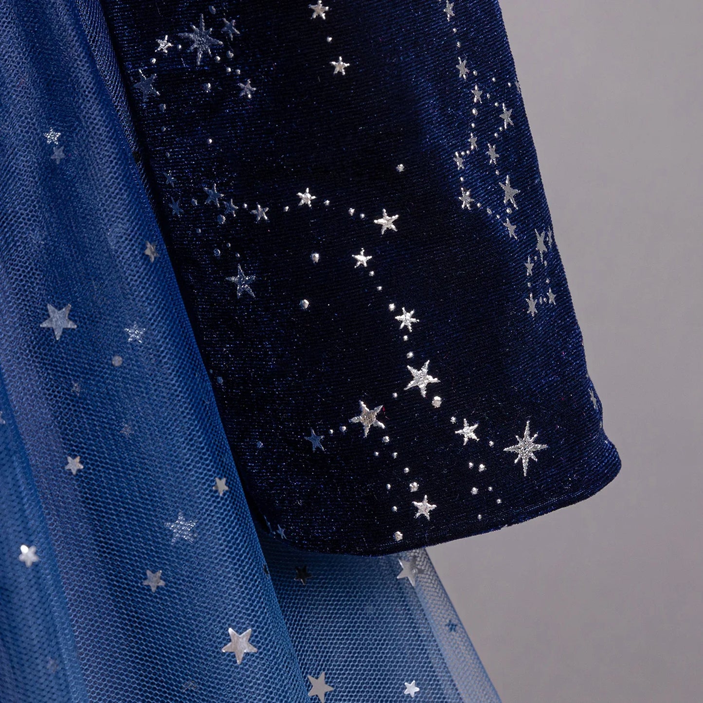 Girls Elegant Lace Wedding & Party Princess Dress