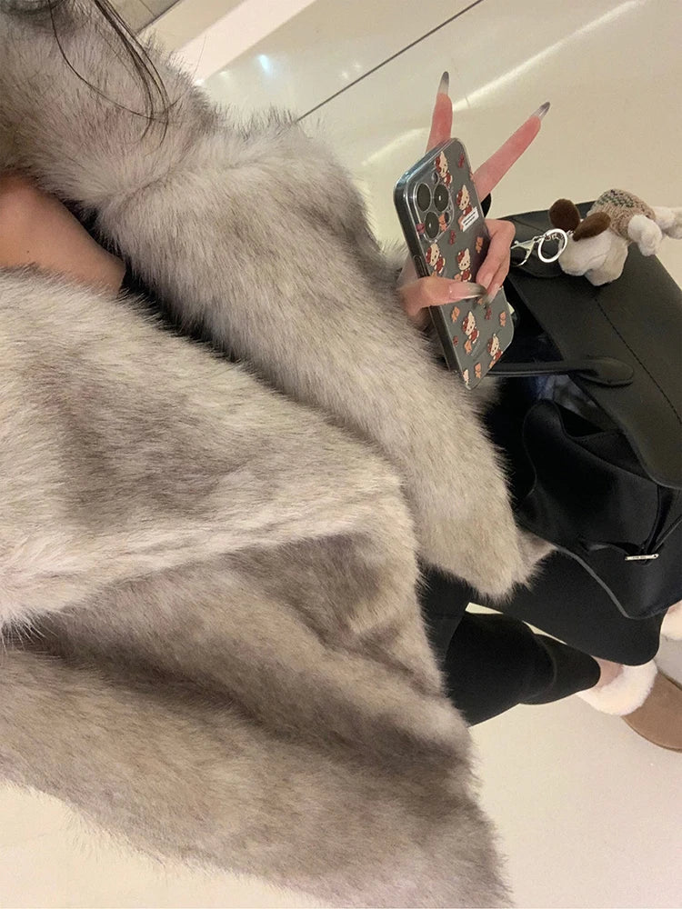 Luxury Fluffy Faux Fox Fur Jacket – Casual & Cozy
