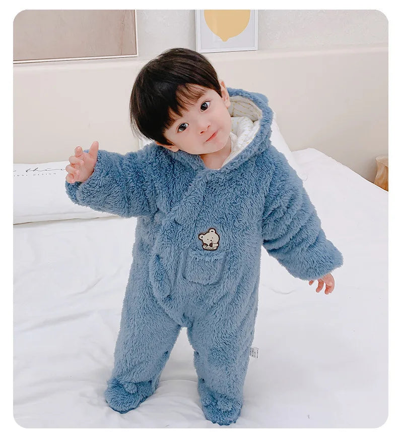 Hooded Bear Jumpsuit for Babies – Soft & Cozy