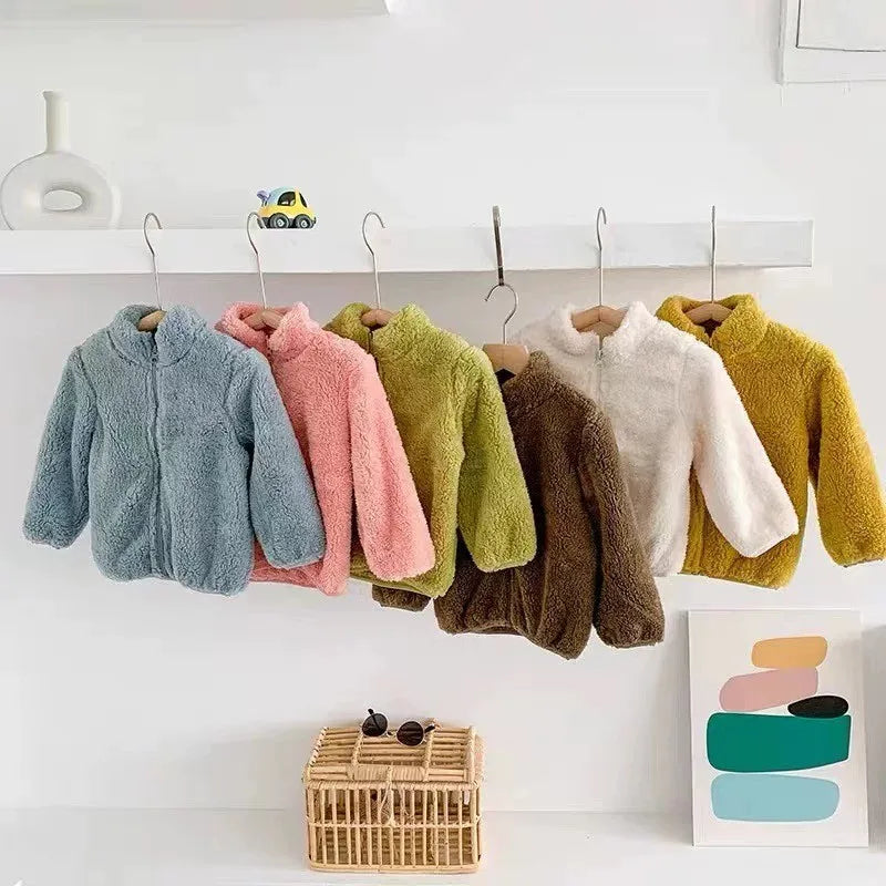 Minimalist Kids’ Winter Jacket – Soft & Warm