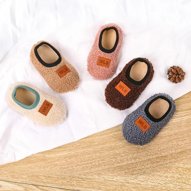 Winter Plush Baby Slippers – Cozy & Non-Slip for Little Feet