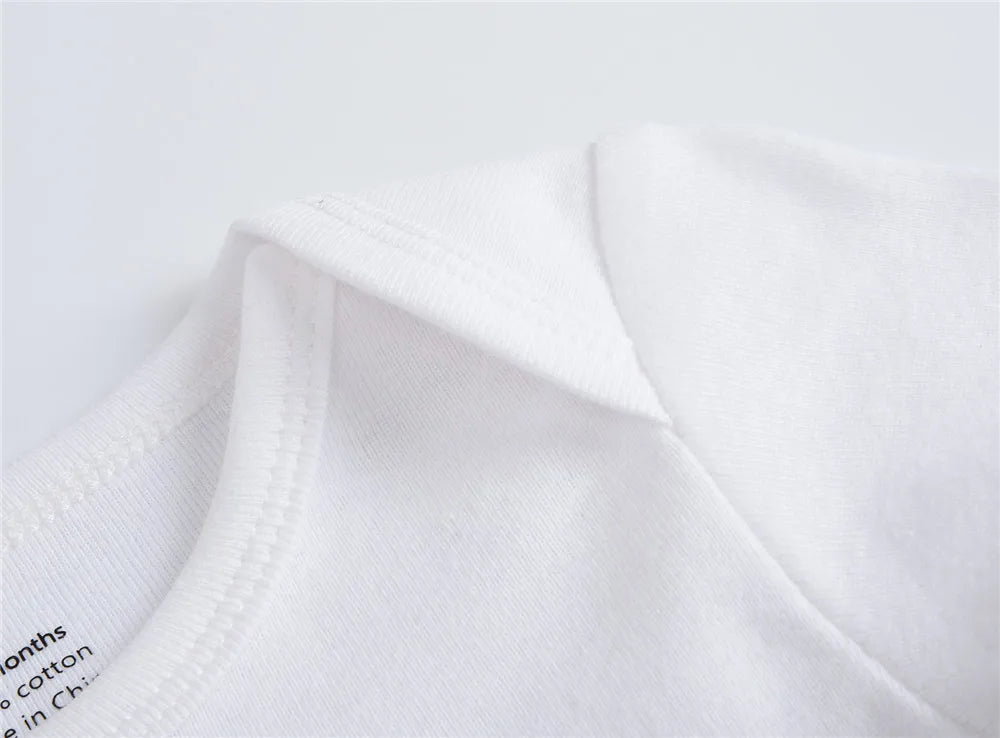 Short Sleeve Baby Bodysuit – Soft Cotton (0–24M)