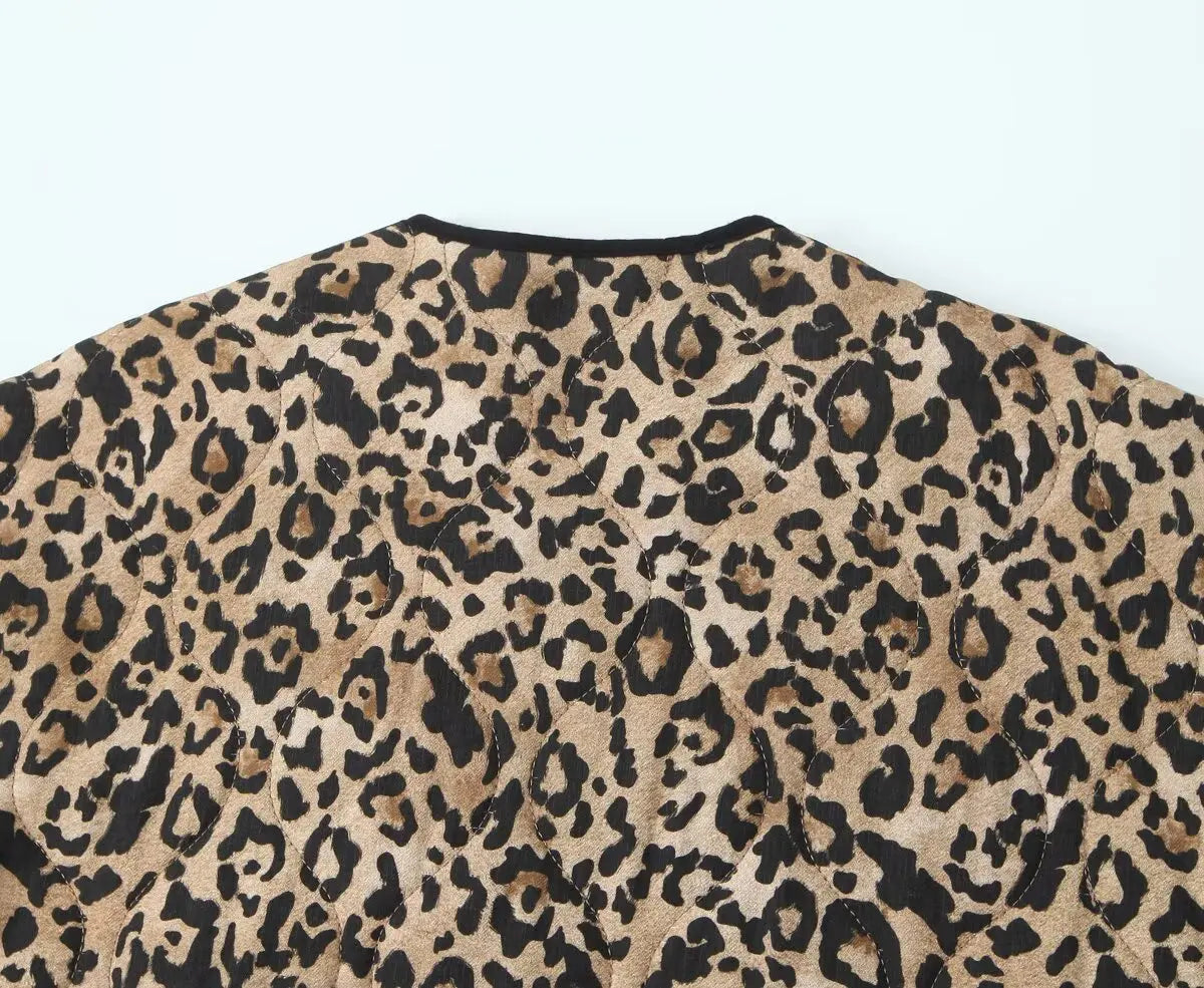 Commuter Style Cotton Jacket – Animal Print & Long Sleeve