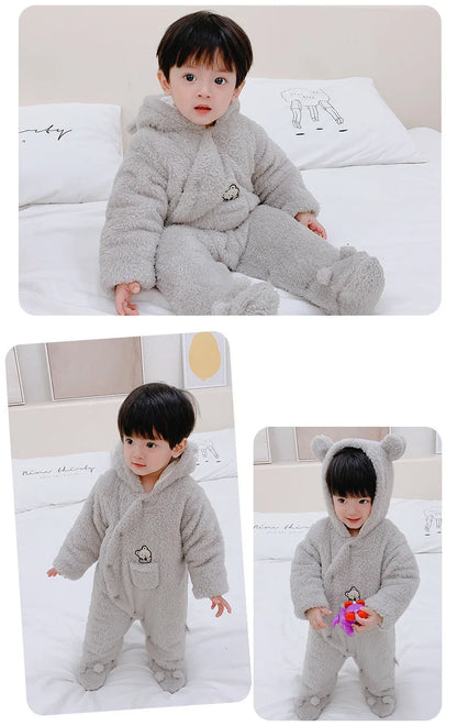 Hooded Bear Jumpsuit for Babies – Soft & Cozy