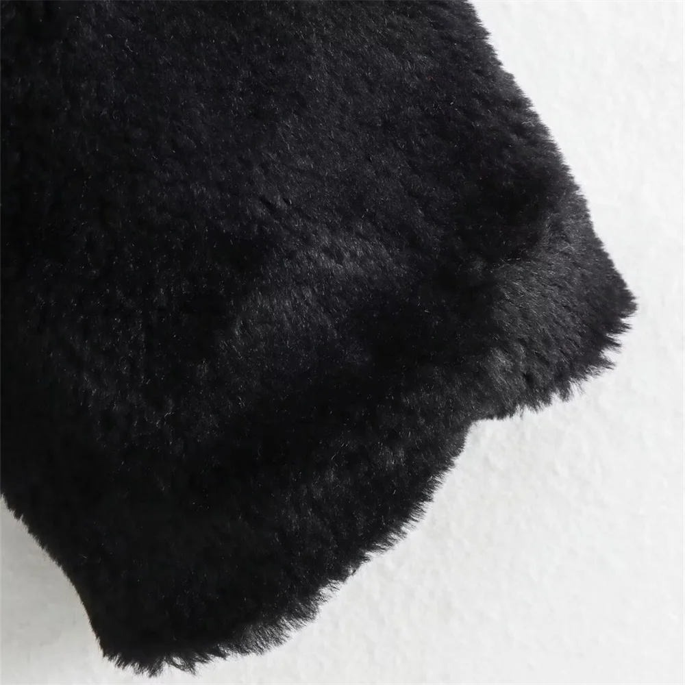 Winter Classic: Women's Round Neck Outerwear