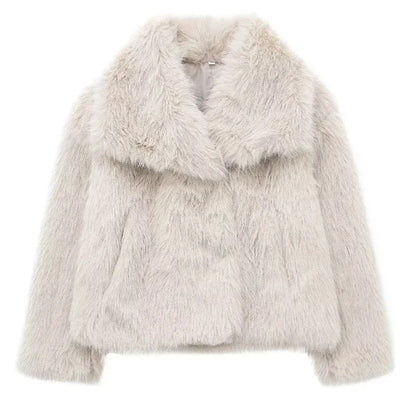 New 2025 Faux Fur Outerwear: Plush Wool-Blend Coats