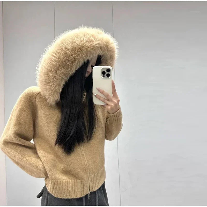 Fashionable Ladies’ Sweater Coat – 2025 Autumn New