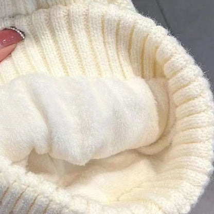 Cozy Faux Fur Pom Pom Beanie – Warm & Chic