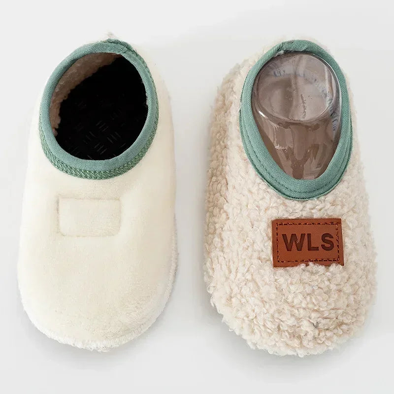 Winter Plush Baby Slippers – Cozy & Non-Slip for Little Feet