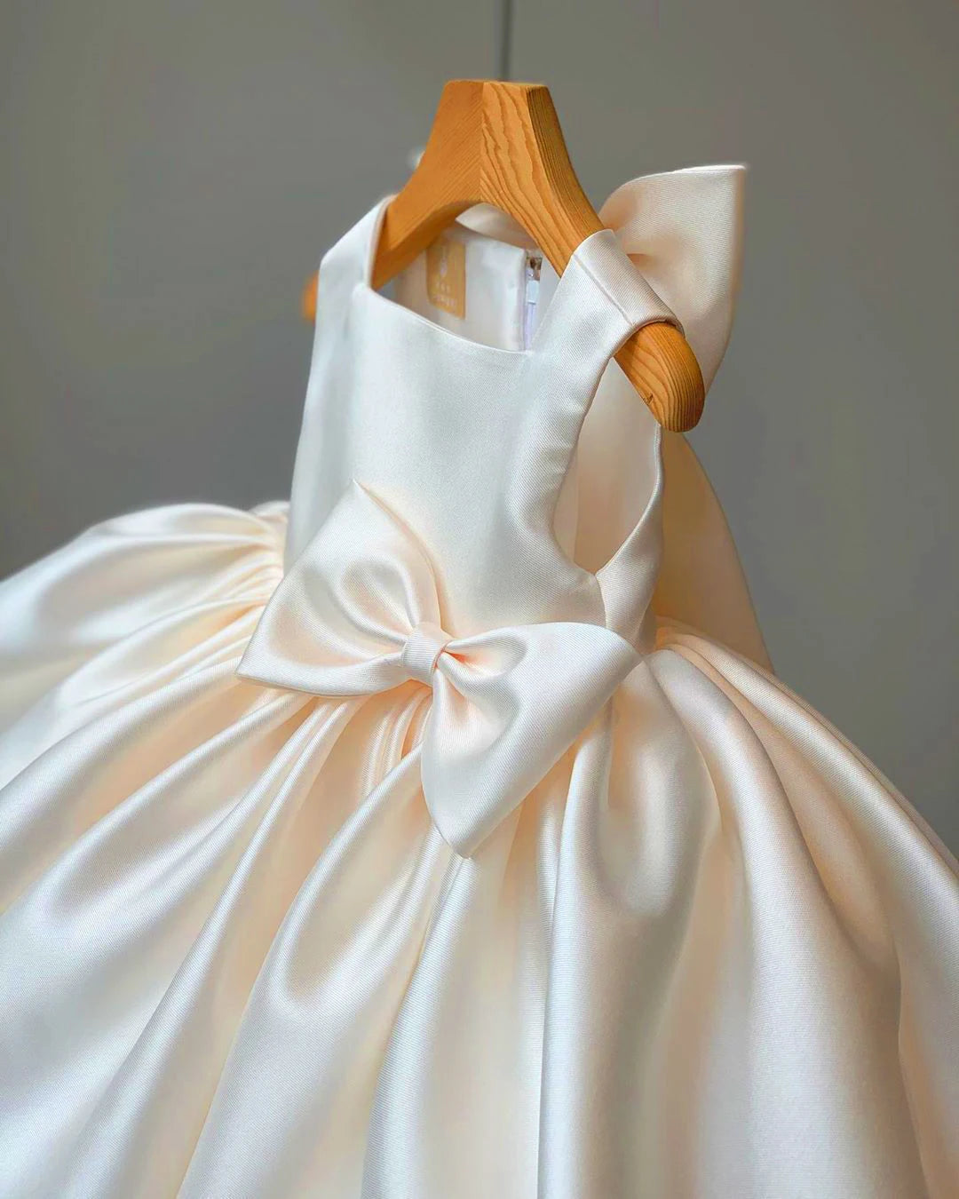 Baby Girl Gown – Wedding, Prom & Christmas