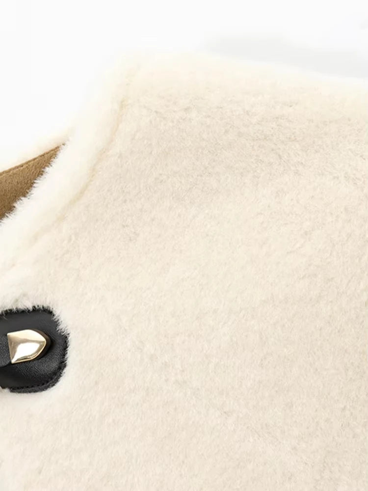 Elegant Faux Fur Outerwear – Long Sleeve Jacket