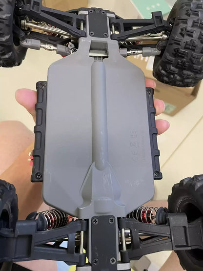 Brushless 1:16 RC Car – MJX Hyper Go High-Speed 4WD Truck Toy