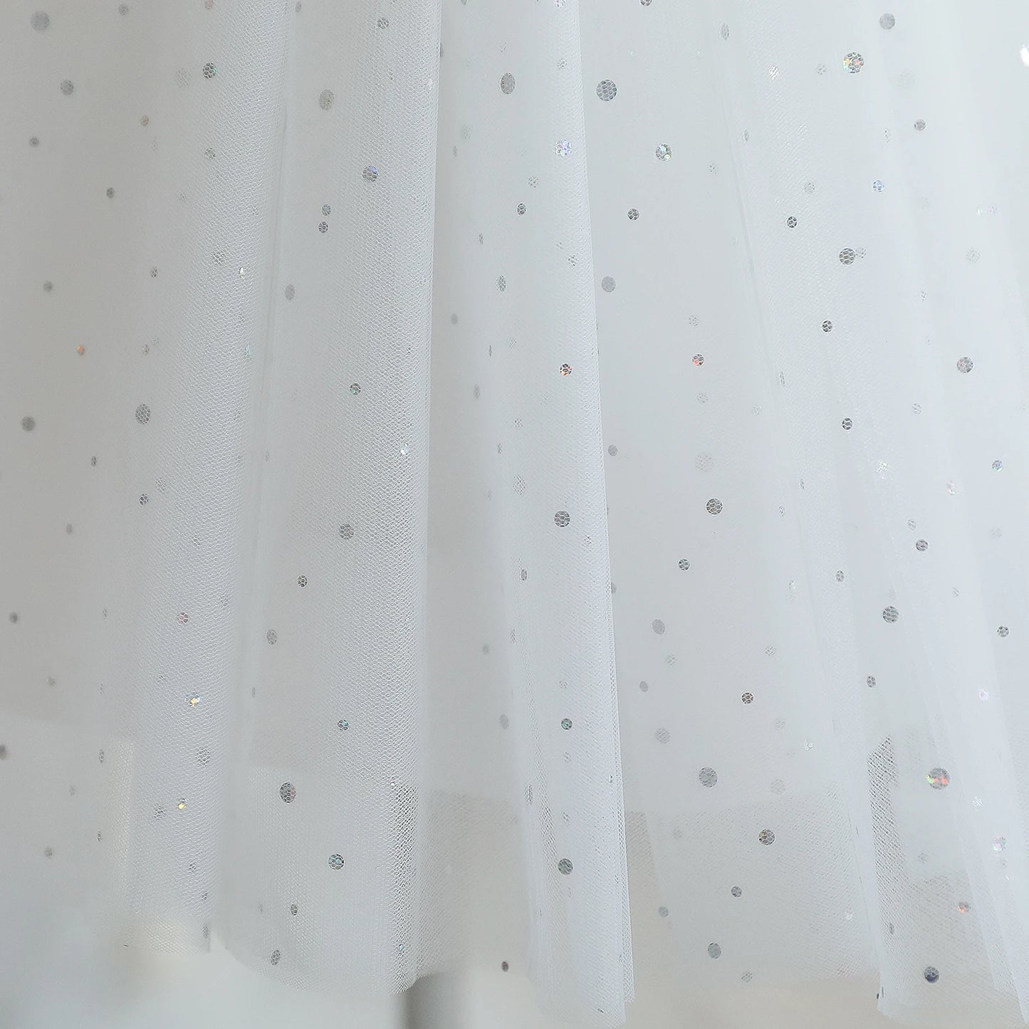 Princess Party Dress – Lace Embroidery with Ruffles