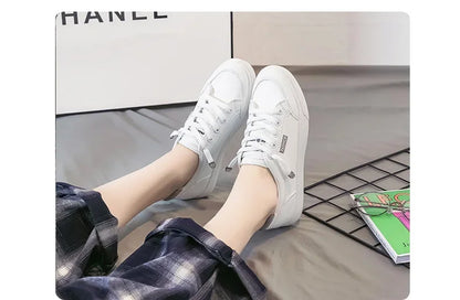 Stylish Summer Sneakers for Women on the Move