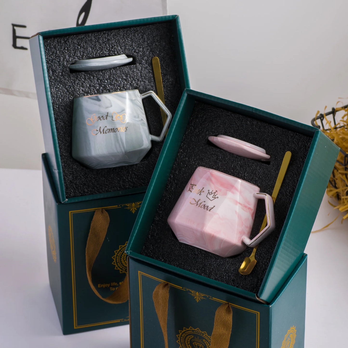 Elegant Marbled Diamond Ceramic Mug Set - Perfect Wedding Souvenir