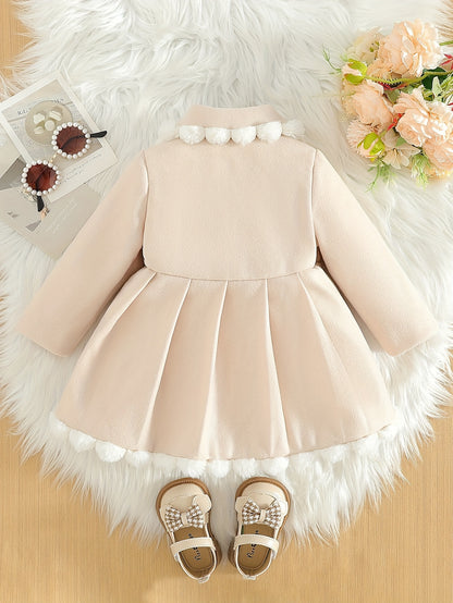 Girls’ Christmas Coat – Big Button, Z-Pleats 2025