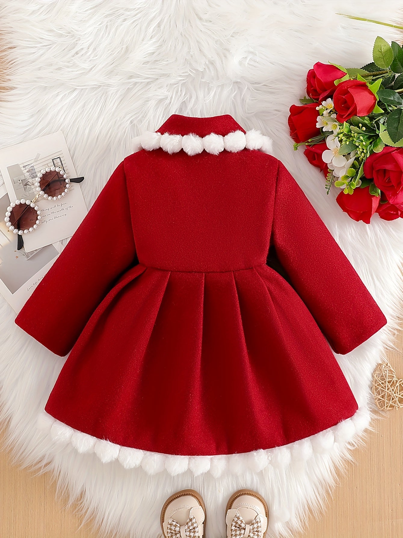 Girls’ Christmas Coat – Big Button, Z-Pleats 2025