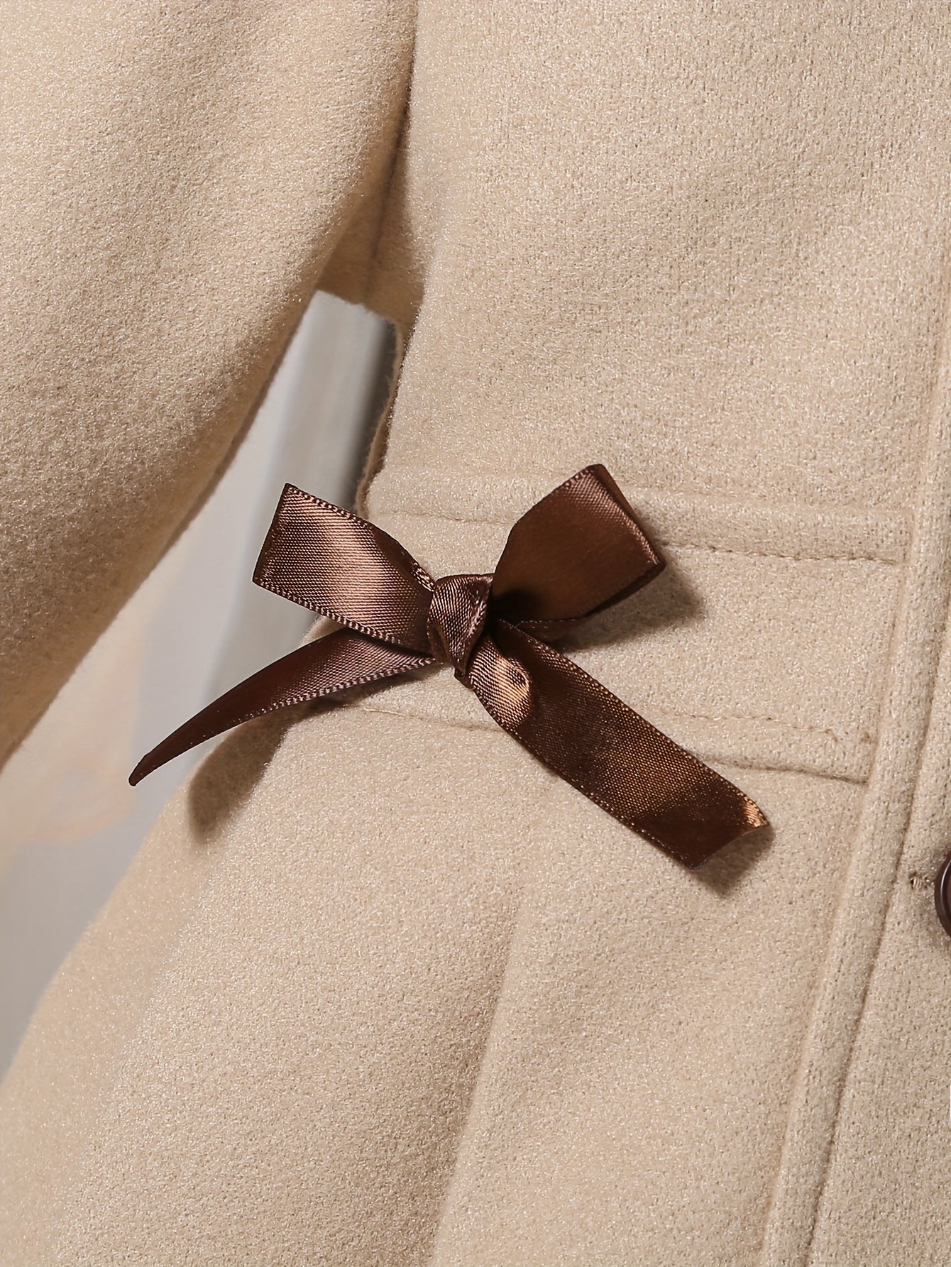 Girls' Autumn and Winter Warm Fashion Bow Double-Breasted Tweed Long Coat with Hat Accessory