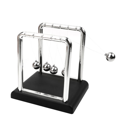 Newton's Cradle: Stylish Metal Pendulum Desk Decor